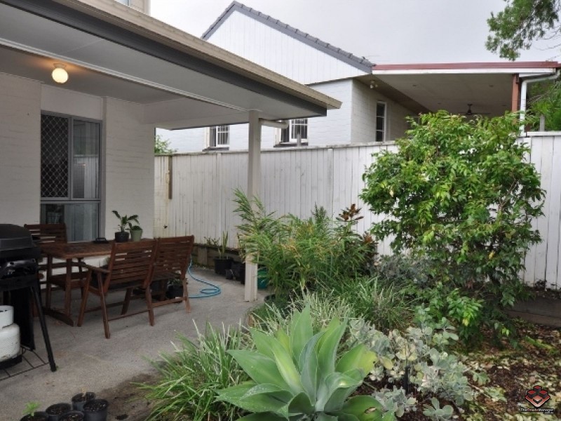 130 Jutland Street, Oxley QLD 4075