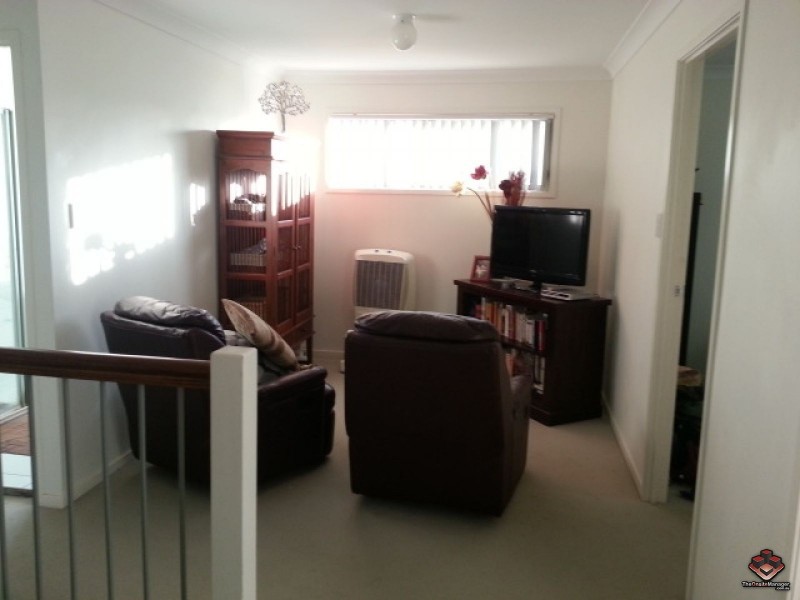 130 Jutland Street, Oxley QLD 4075