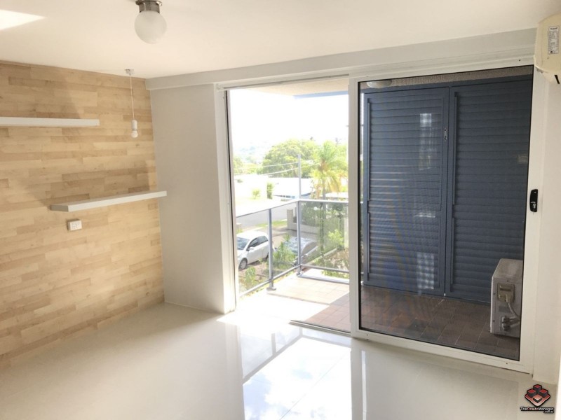 19 Beaconsfield Street, Highgate Hill QLD 4101