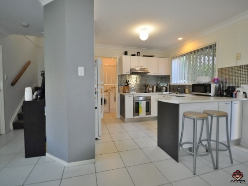 130 Jutland Street, Oxley QLD 4075