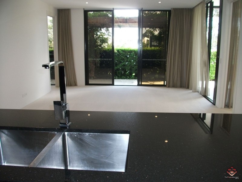 1 Marina Drive, Benowa QLD 4217