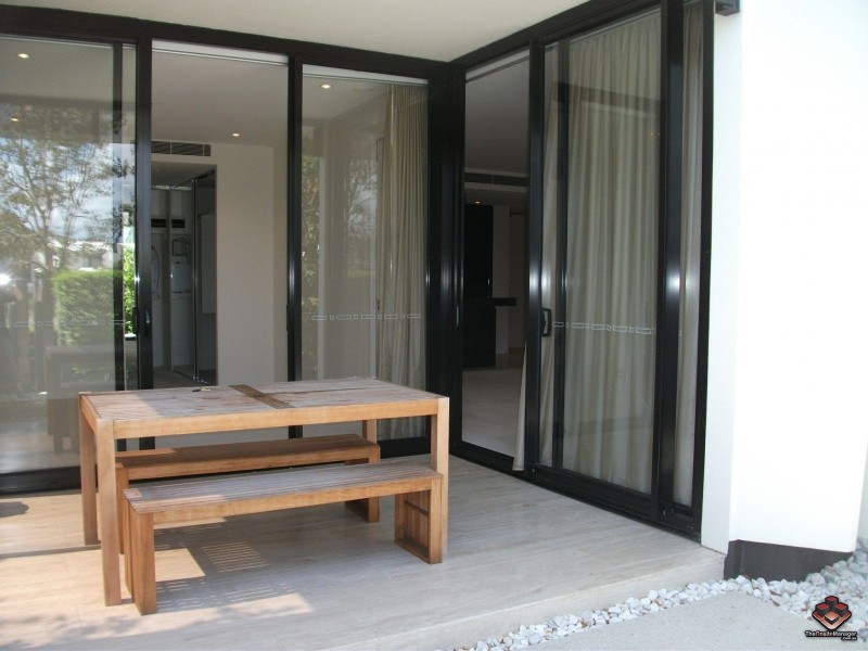 1 Marina Drive, Benowa QLD 4217