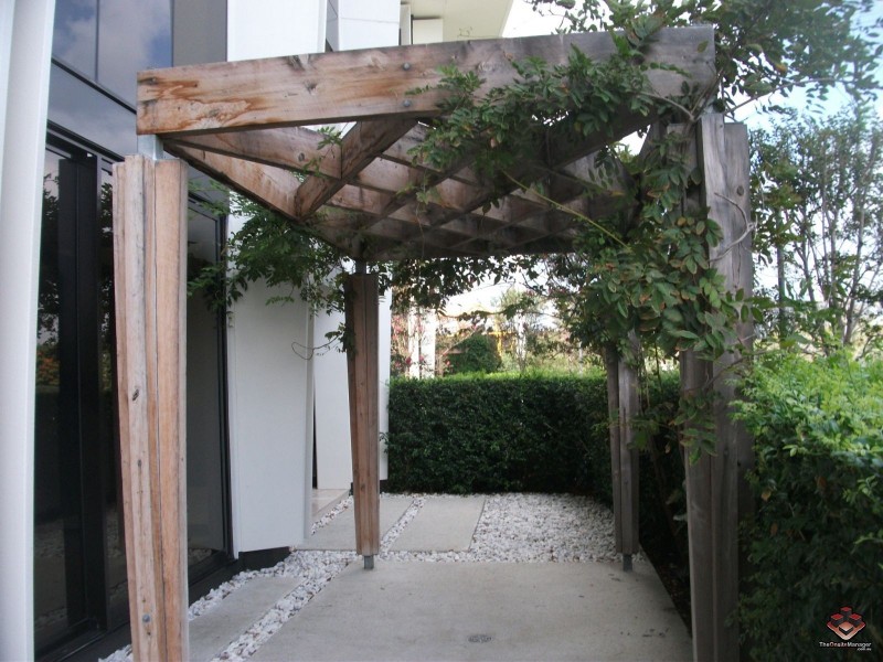 1 Marina Drive, Benowa QLD 4217