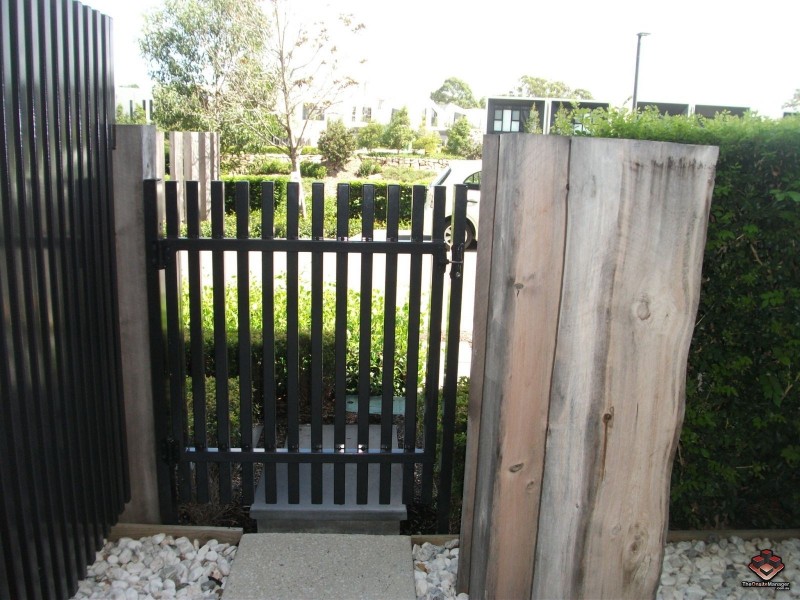 1 Marina Drive, Benowa QLD 4217