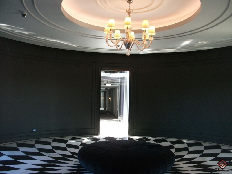 1 Marina Drive, Benowa QLD 4217