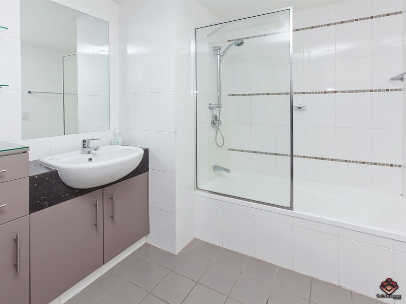 42 Newstead Terrace, Newstead QLD 4006