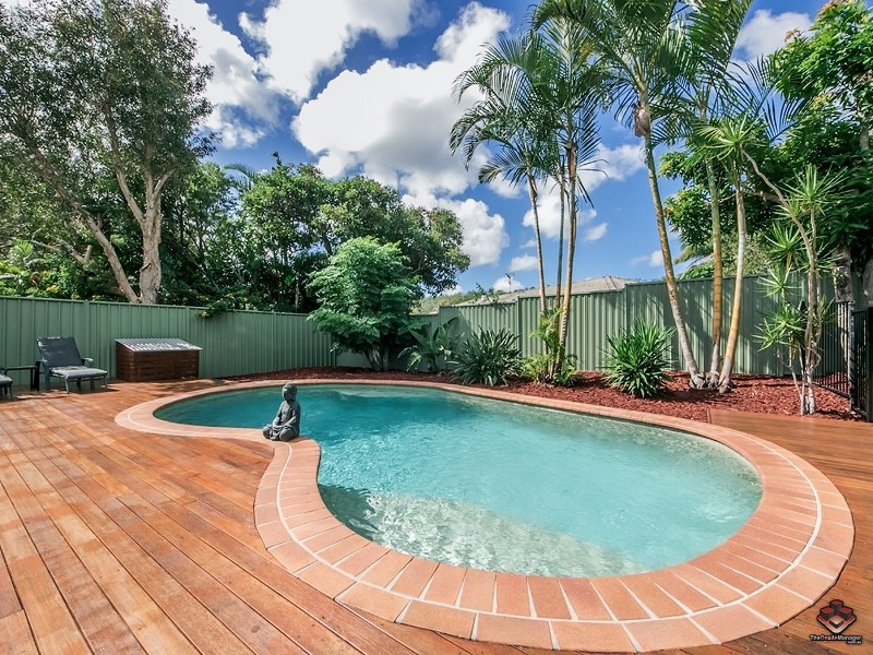 15 Studio Drive, Oxenford QLD 4210