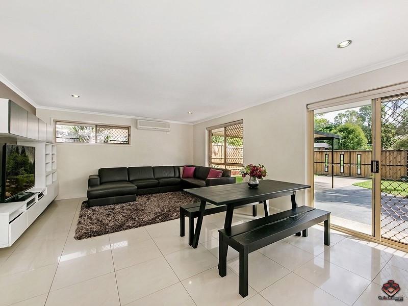 15 Studio Drive, Oxenford QLD 4210