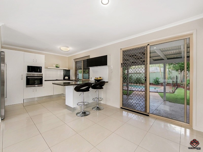 15 Studio Drive, Oxenford QLD 4210