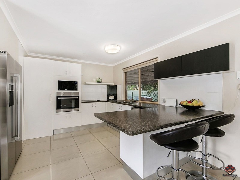 15 Studio Drive, Oxenford QLD 4210