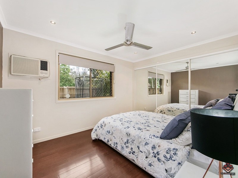 15 Studio Drive, Oxenford QLD 4210