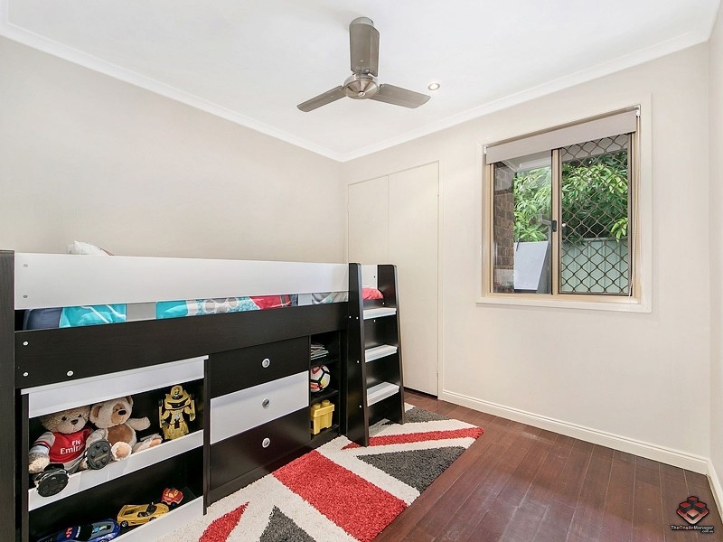 15 Studio Drive, Oxenford QLD 4210