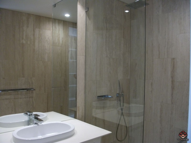 1 Marina Drive, Benowa QLD 4217