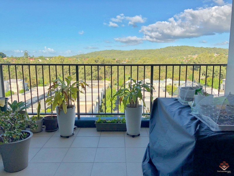 16 Surbiton Court, Carindale QLD 4152