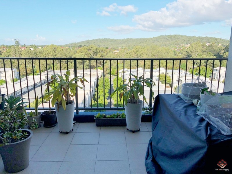 16 Surbiton Court, Carindale QLD 4152