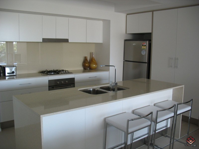 53 Darrambal Street, Surfers Paradise QLD 4217