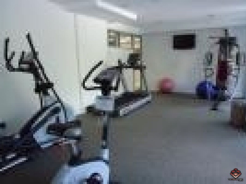 53 Darrambal Street, Surfers Paradise QLD 4217