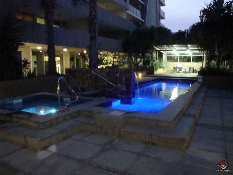 53 Darrambal Street, Surfers Paradise QLD 4217