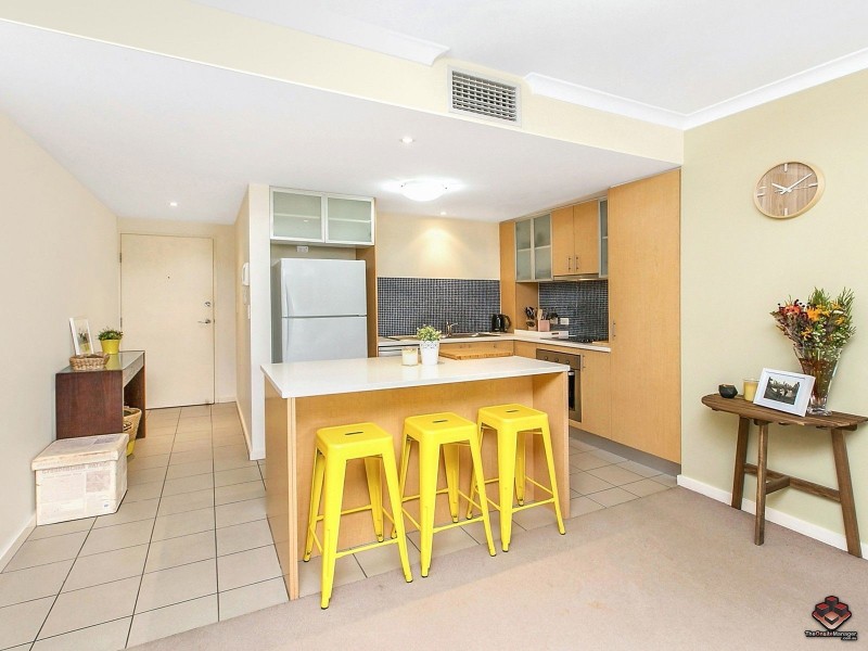 38 Brougham Street, Fairfield QLD 4103