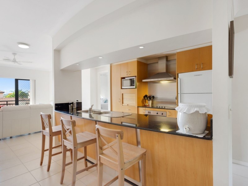 102 Palm Meadows Drive, Carrara QLD 4211