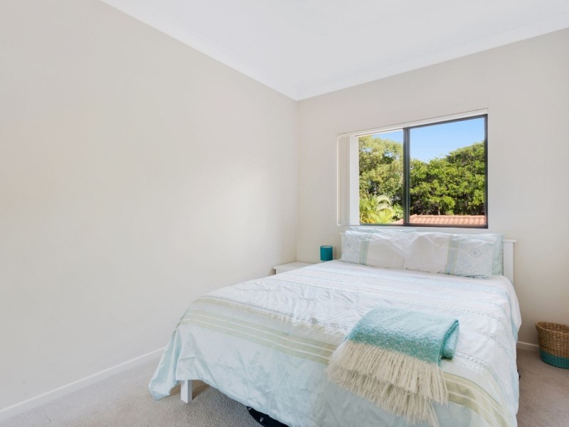 102 Palm Meadows Drive, Carrara QLD 4211