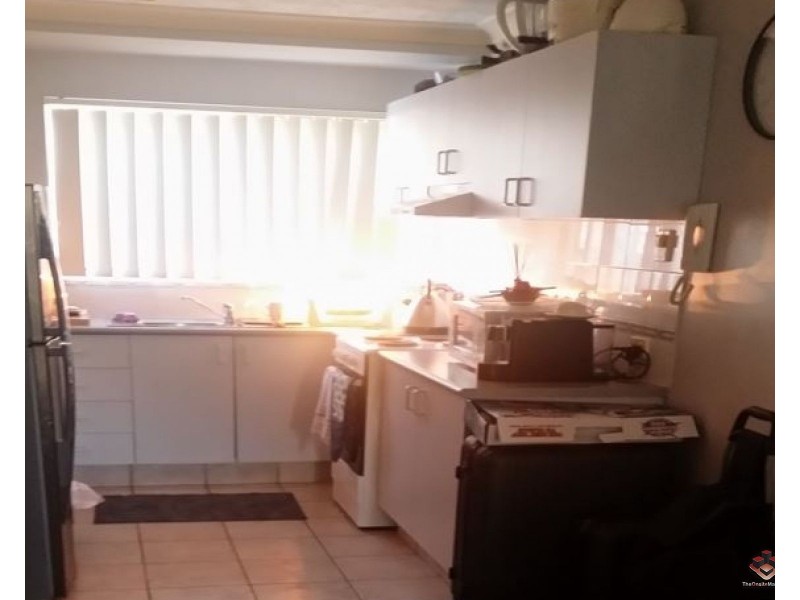 25 Darrambal Street, Surfers Paradise QLD 4217