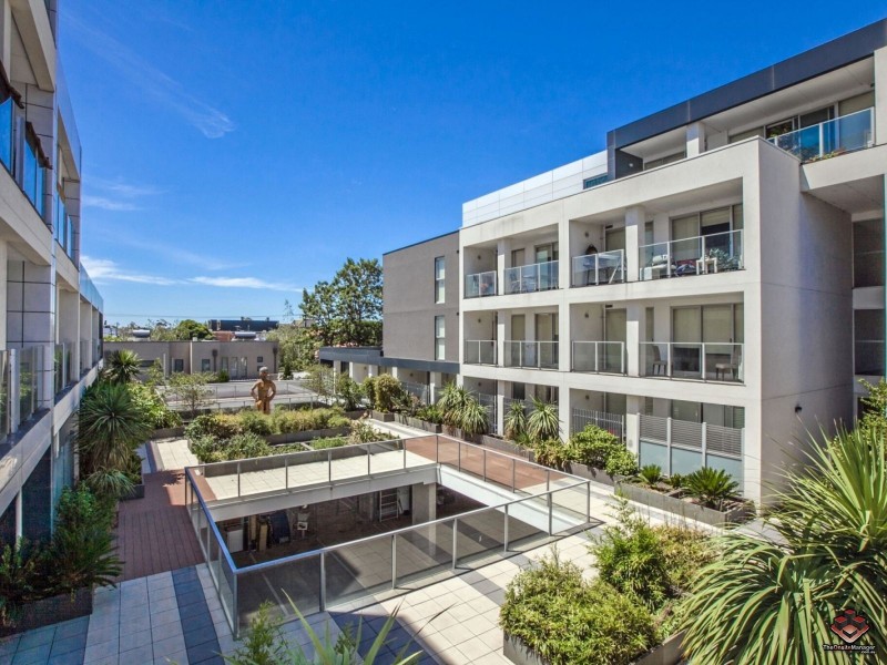 100 Plenty Road, Preston VIC 3072