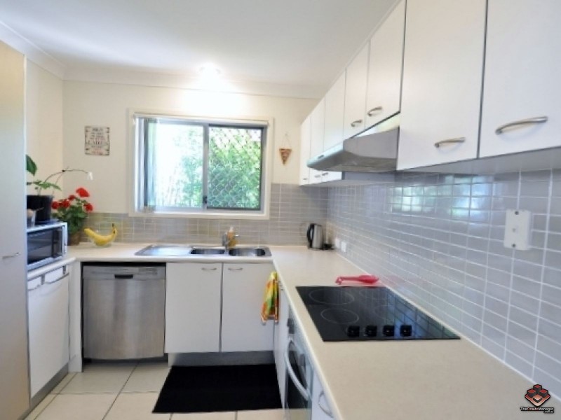 130 Jutland Street, Oxley QLD 4075