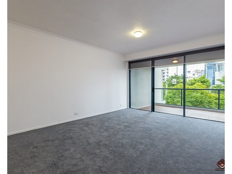 45 Deakin Street, Kangaroo Point QLD 4169