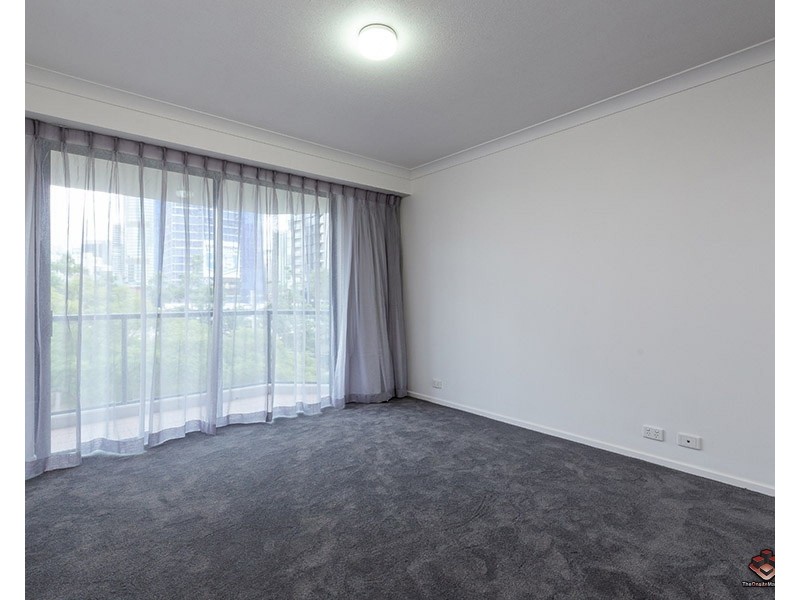 45 Deakin Street, Kangaroo Point QLD 4169