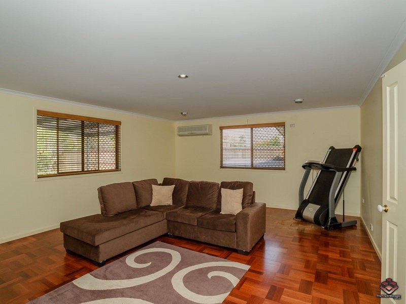 Point Vernon QLD 4655