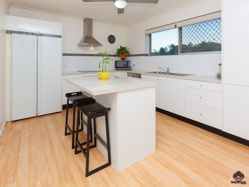 24 Crescent Road, Hamilton QLD 4007