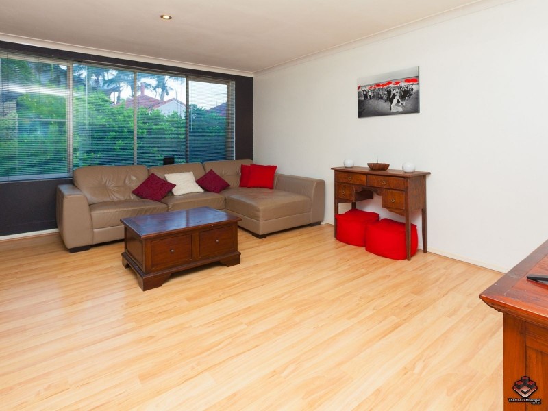 24 Crescent Road, Hamilton QLD 4007