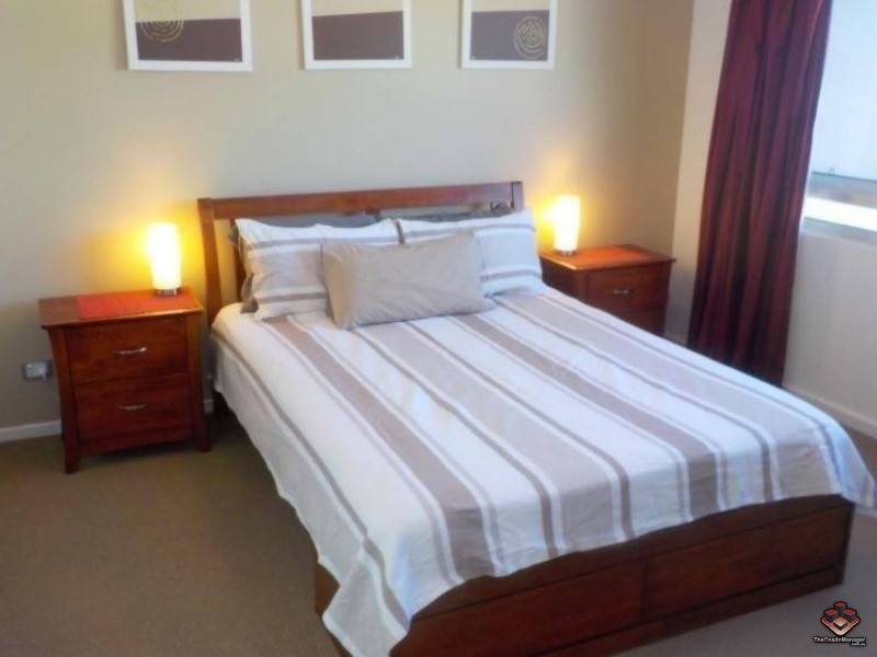 1 Stanton Terrace, Townsville City QLD 4810