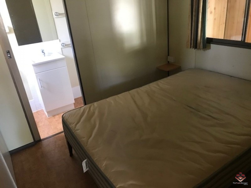 10 Holmead Road, Eight Mile Plains QLD 4113