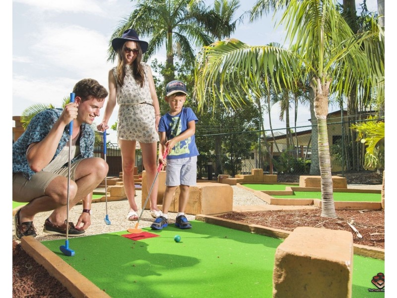 10 Holmead Road, Eight Mile Plains QLD 4113