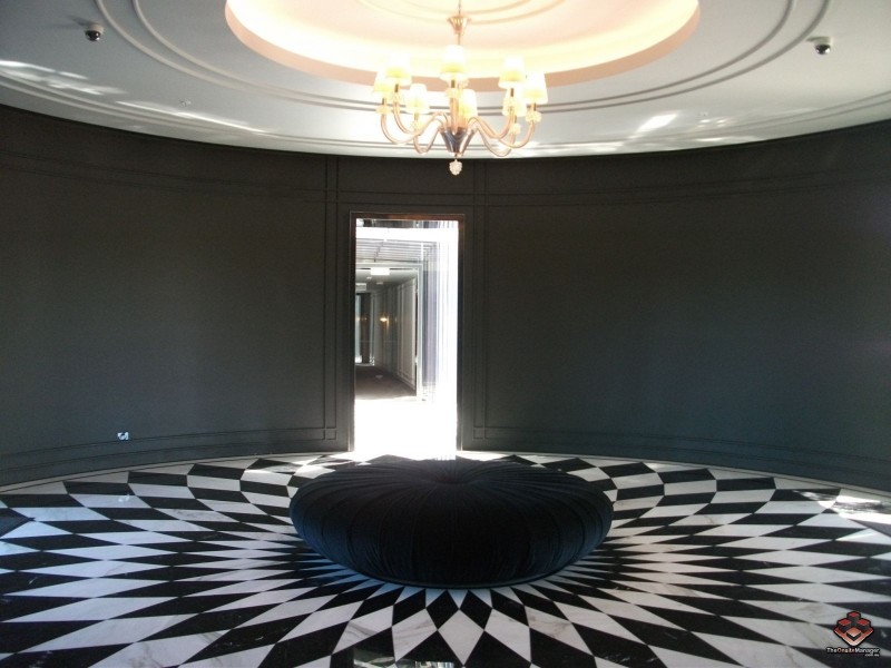 1 Marina Drive, Benowa QLD 4217