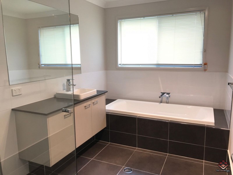 04 Satinwood Street, Rochedale QLD 4123