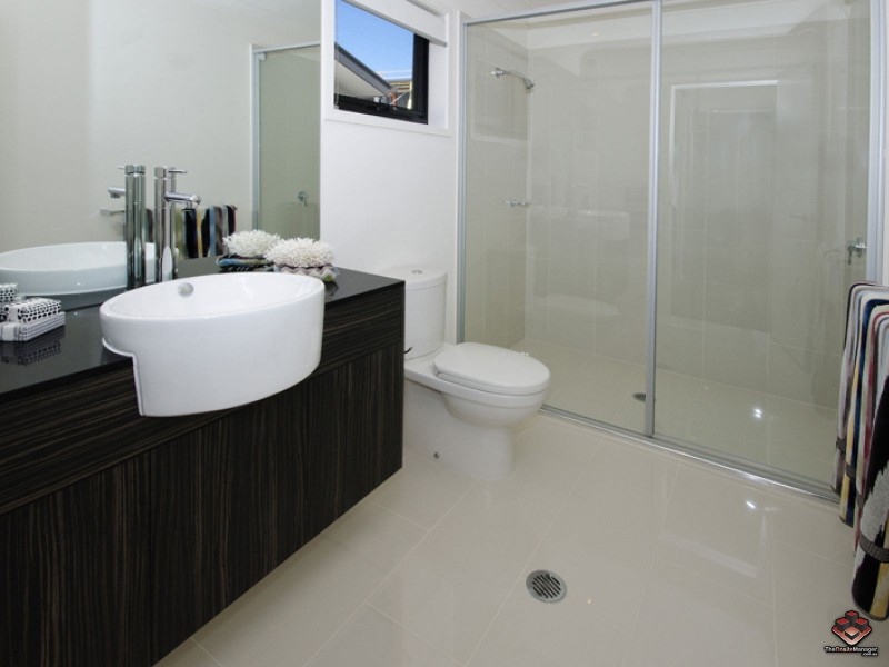 Pacific Pines QLD 4211