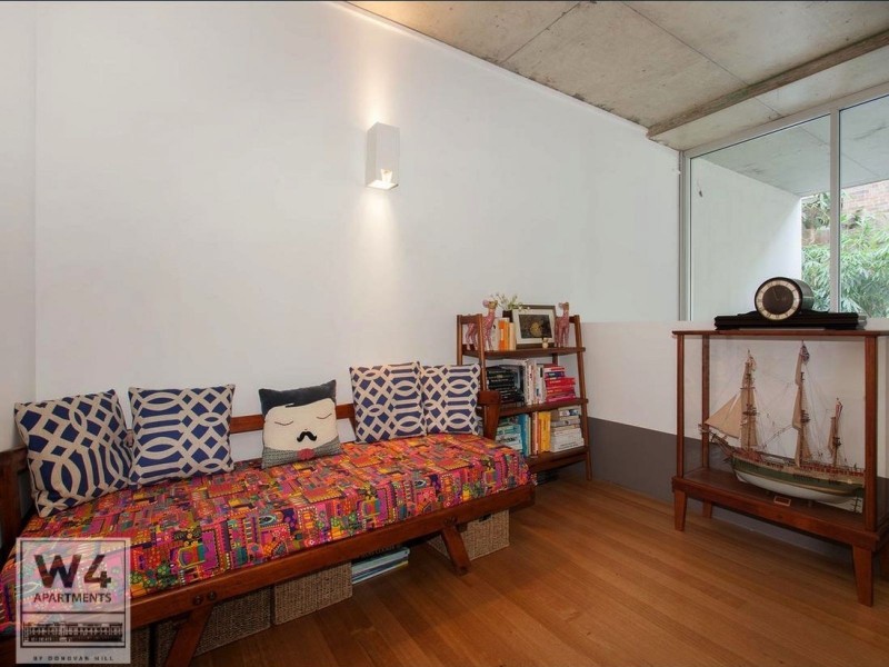 U325a/8 Skyring Terrace, Teneriffe QLD 4005