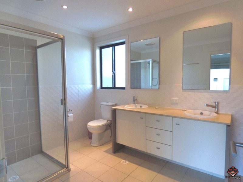 16 Surbiton Court, Carindale QLD 4152