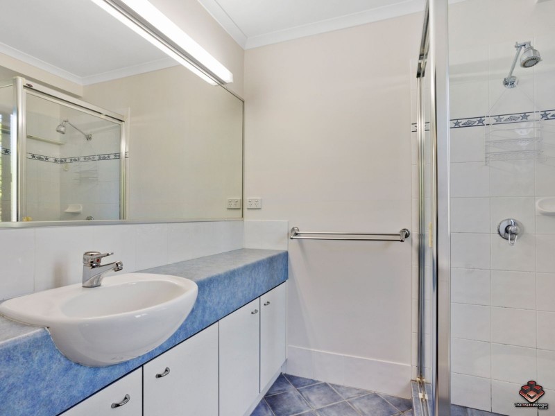 6/9A Browning Boulevard, Battery Hill QLD 4551