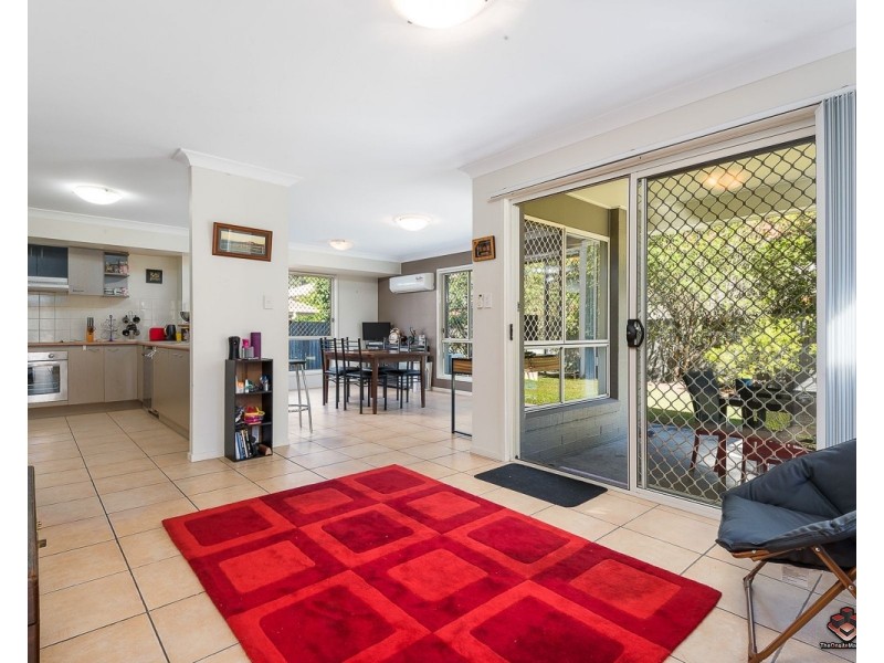 6 Mead Place, Calamvale QLD 4116
