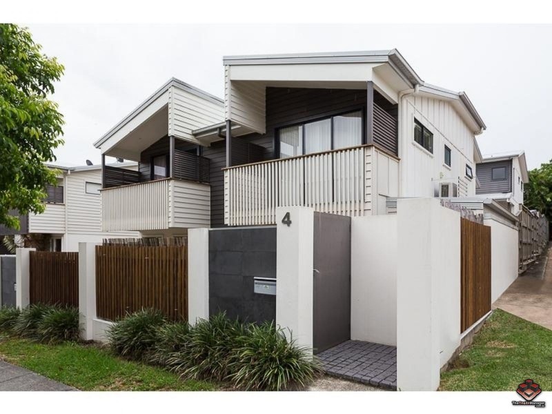 24 Querrin Street, Yeronga QLD 4104