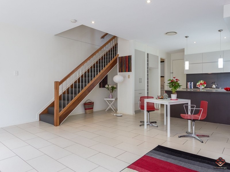 24 Querrin Street, Yeronga QLD 4104