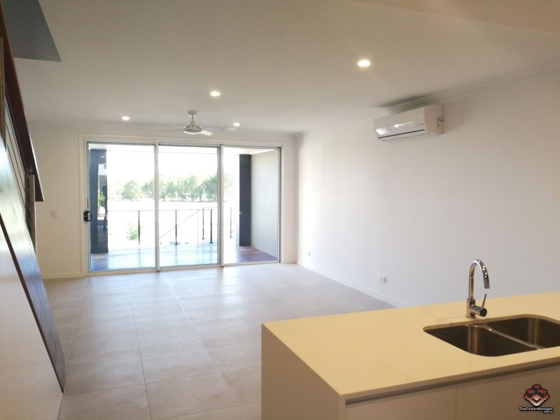 3 Summerline, Robina QLD 4226