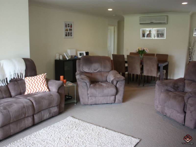 235 Albany Creek Road, Bridgeman Downs QLD 4035