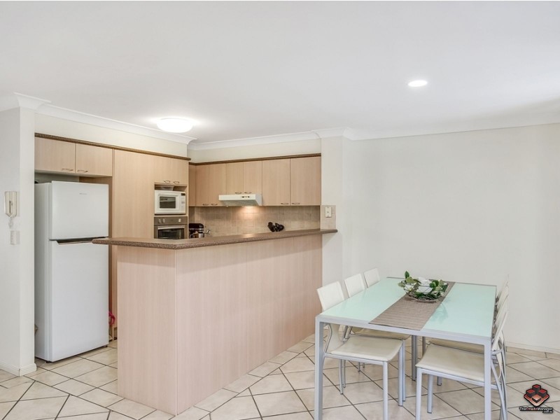 37 Paradise Springs Avenue, Robina QLD 4226