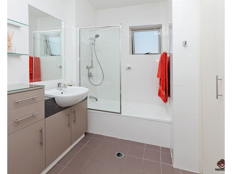 42 Newstead Terrace, Newstead QLD 4006