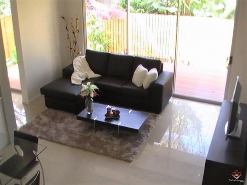 93 Ison Street, Morningside QLD 4170